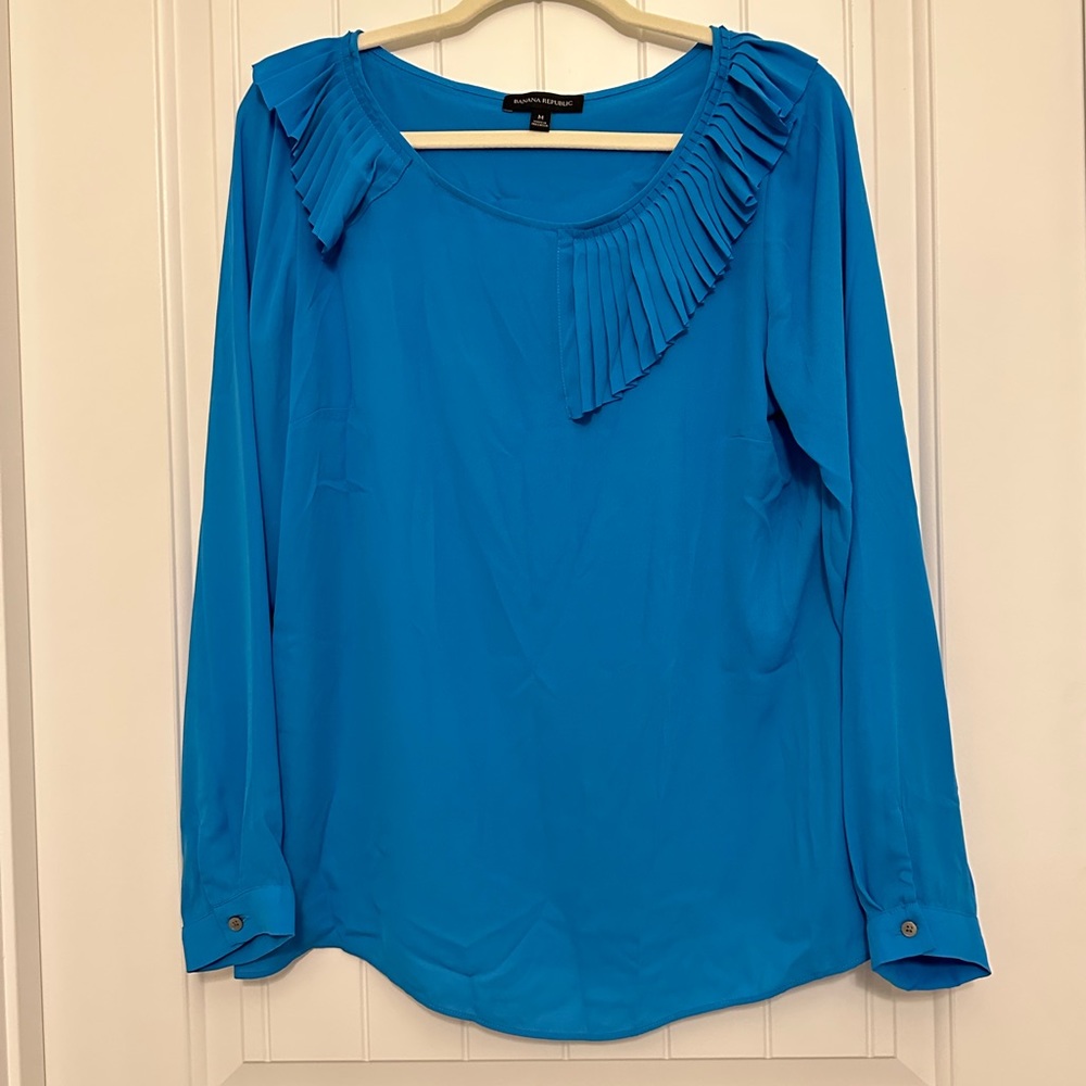 Blue Banana Republic Dress Shirt- Size M